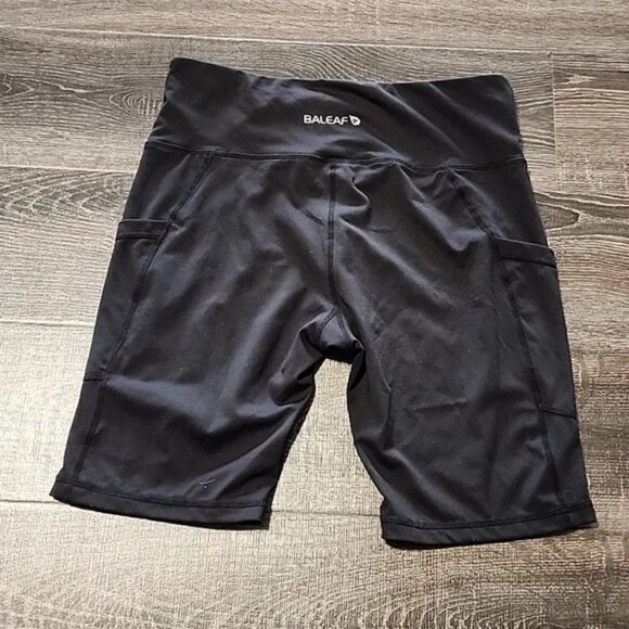 🌷 Baleaf high rise pocketed Shorts 🌷 - Picture 5 of 5